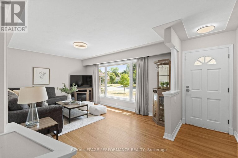28772840/705-pleasant-park-road/elmvale-acres/ottawa/ontario/K1G1Y3_3