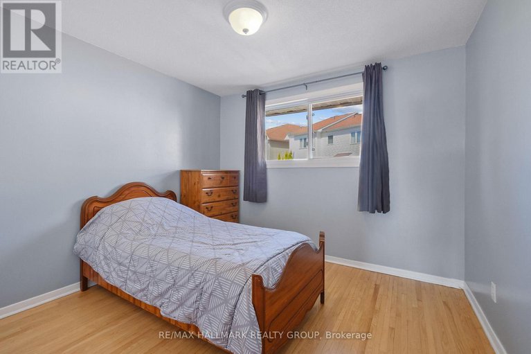 28228944/1811-applegrove-court/beacon-hill-south/ottawa/ontario/K1J6S4_14
