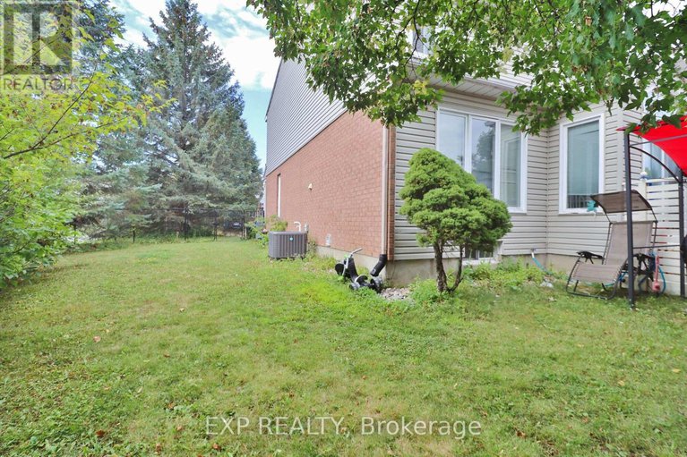 29113722/2127-lauzon-street/fallingbrookgardenway-south/ottawa/ontario/K4A3K7_46
