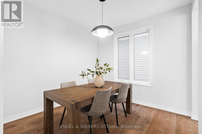 28403100/329-finial-way/half-moon-bay/ottawa/ontario/K2J6V9_9