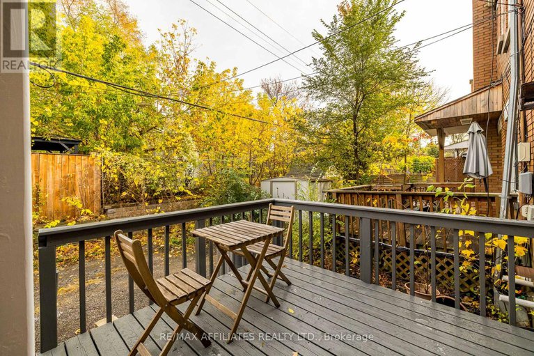 29023598/361-larouche-street/vanier/ottawa/ontario/K1L7L1_27