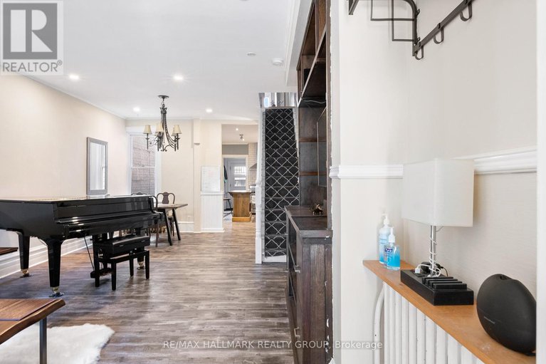 28532560/181-guigues-avenue/lower-townbyward-market/ottawa/ontario/K1N5J1_3