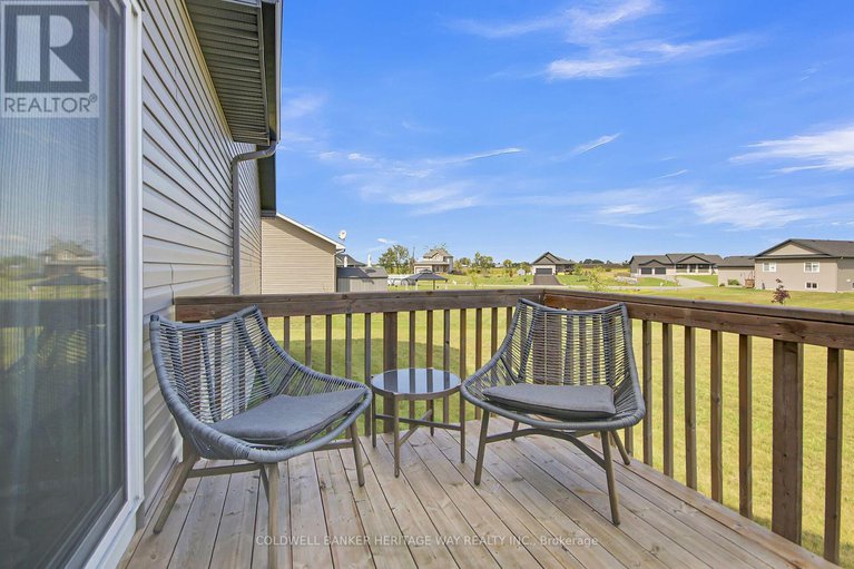 29034500/218-owen-lucas-street/mcnabbraeside-twps/mcnabbraeside/ontario/K7S3G8_39