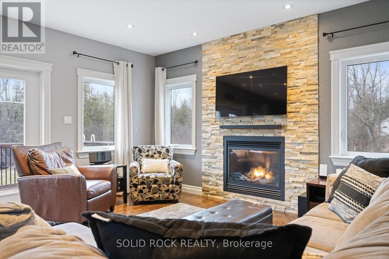 29595399/151-spruce-crescent/mississippi-mills-ramsay-twp/mississippi-mills/ontario/K7C3P1_6