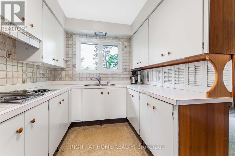 28318224/1770-chene-street/town-of-rockland/clarence-rockland/ontario/K4K1L4_13