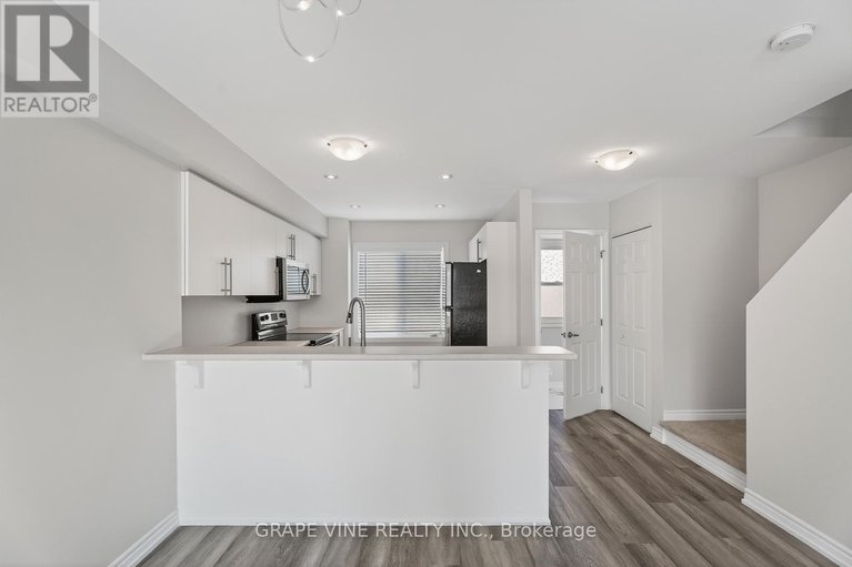 29425305/750-sanibel-private/westcliffe-estates/ottawa/ontario/K2H0A8_11