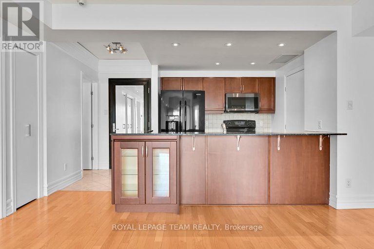 28538344/1306-200-rideau-street/sandy-hill/ottawa/ontario/K1N5Y1_10