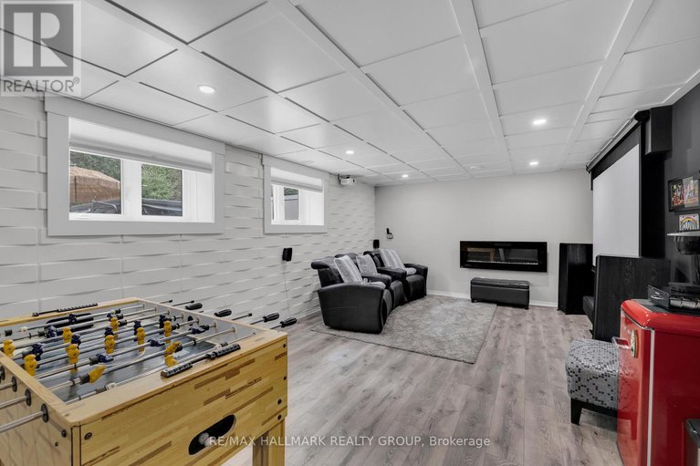 28498847/215-blackhorse-drive/north-grenville-twp-kemptville-south/north-grenville/ontario/K0G1J0_43