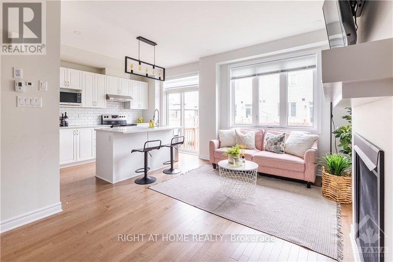 28665277/116-vendome-street/avalon-west/ottawa/ontario/K4A3W4_11