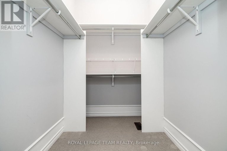 29606354/156-oxford-street-w/kemptville/north-grenville/ontario/K0G1J0_17