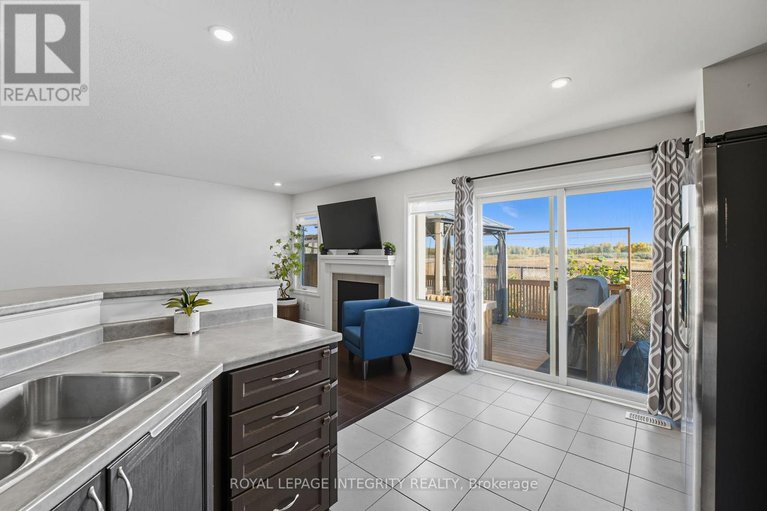 28983776/347-willow-aster-circle/avalon-west/ottawa/ontario/K4A1C6_6
