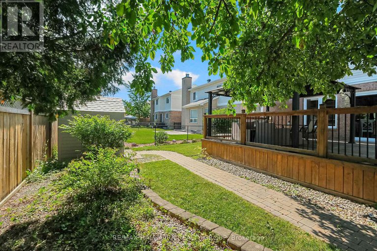 28645671/3034-courtyard-crescent/upper-hunt-club/ottawa/ontario/K1T3R7_28