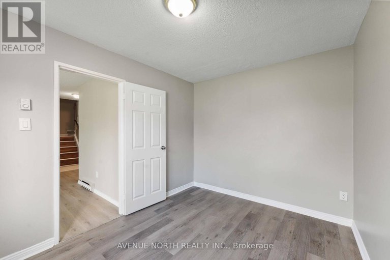 28310712/34j-1958-jasmine-crescent/beacon-hill-south/ottawa/ontario/K1J7W1_24