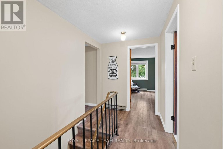 29064420/1119-firefly-lane/manotick-south-to-roger-stevens/ottawa/ontario/K4M0T6_28