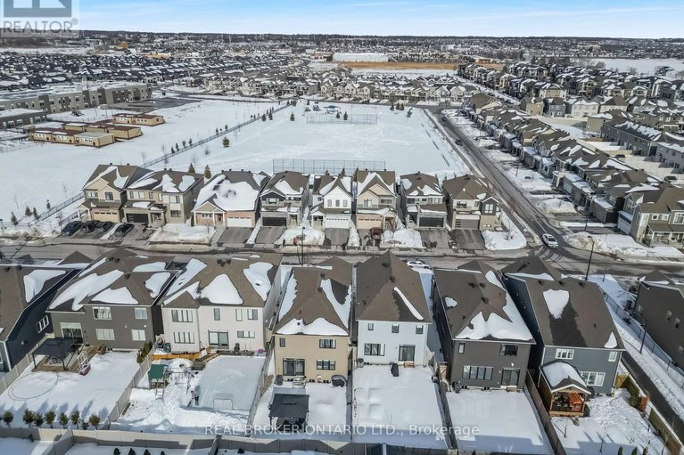 29417317/642-continental-avenue/emerald-meadowstrailwest/ottawa/ontario/K2S1B6_42