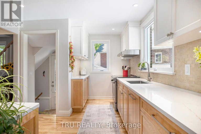 28633554/36-bullock-avenue-ne/ottawa-east/ottawa/ontario/K1S1H1_11
