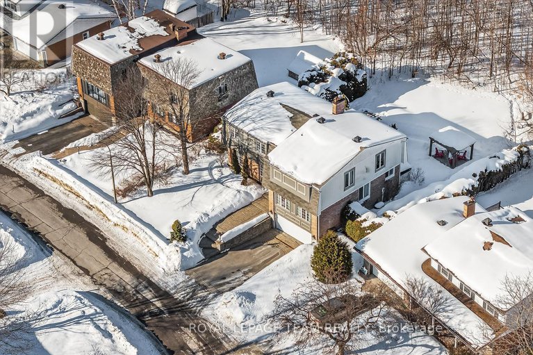 29413398/729-ludgate-court/beaconwood/ottawa/ontario/K1J8K8_41