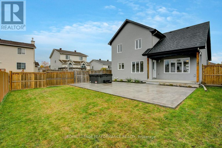 29071247/29-meadowlark-street/village-of-russell/russell/ontario/K4R0B8_36