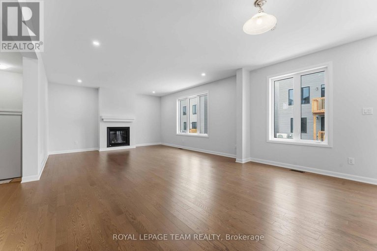 28305931/39-osler-street/morgans-grantsouth-march/ottawa/ontario/K2W0L9_8