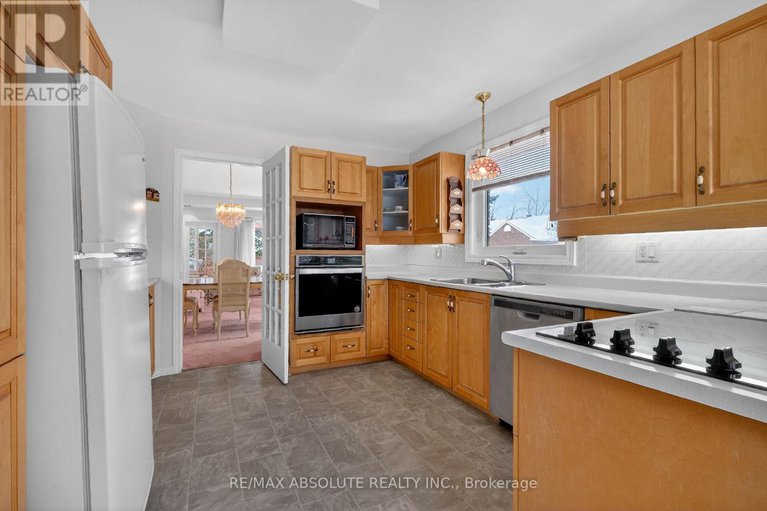 29344772/18-pine-needles-court/stittsville-central/ottawa/ontario/K2S1G5_10