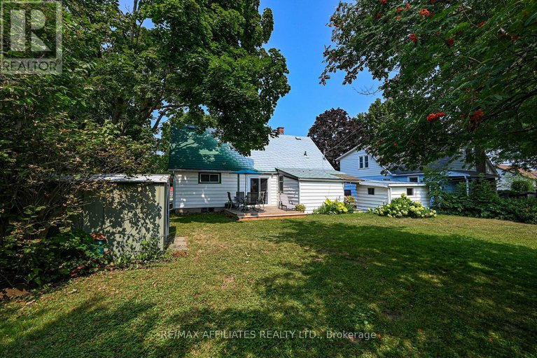 28721990/40-oak-street/smiths-falls/smiths-falls/ontario/K7A3T4_40