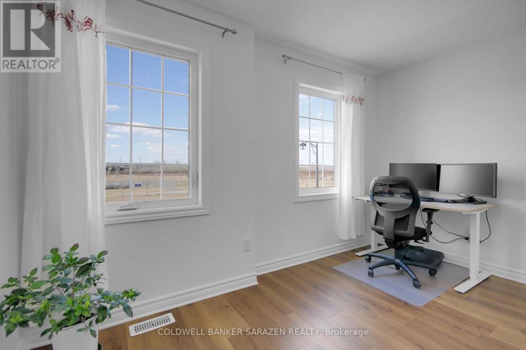 29123804/652-decoeur-drive/avalon-west/ottawa/ontario/K4A1G4_32