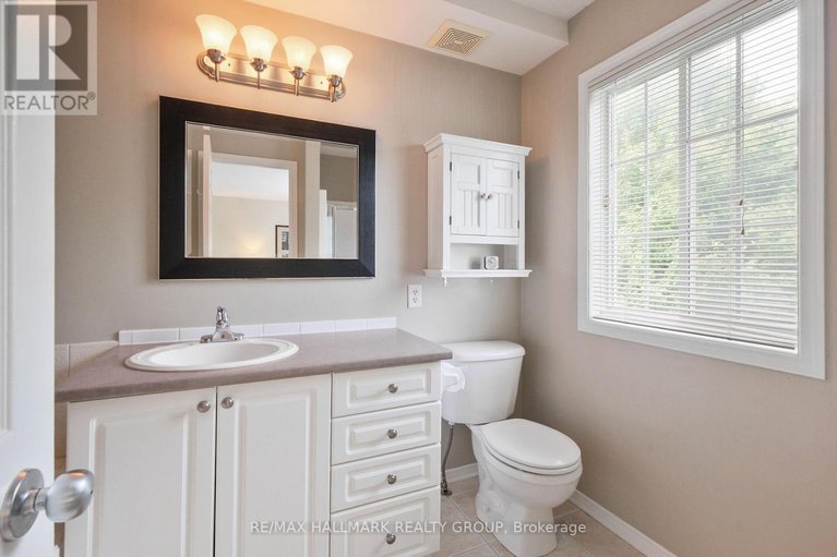 28595258/15-mcpeake-place/morgans-grantsouth-march/ottawa/ontario/K2K3K4_42