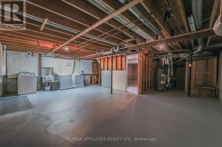 28708608/208-old-colony-road-e/glencairnhazeldean/ottawa/ontario/K2L1M7_26