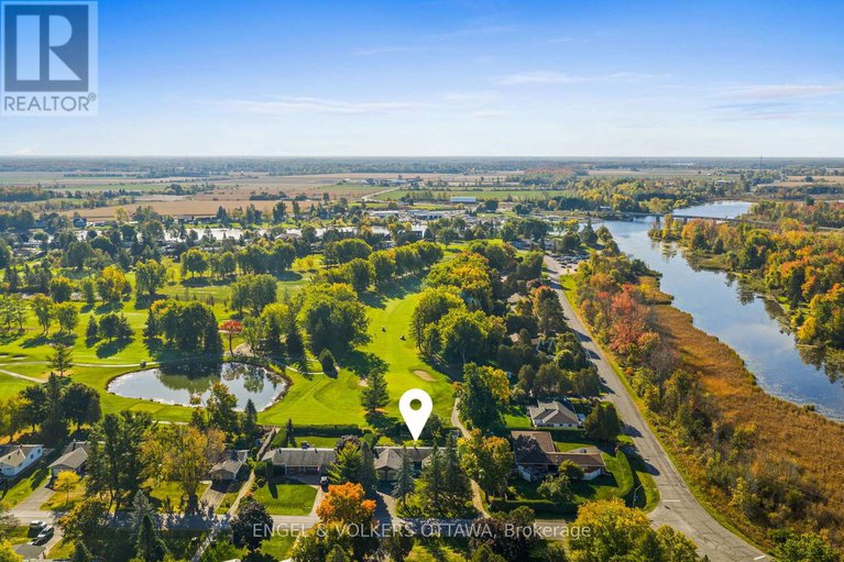 29309031/1304-fairway-drive/manotick-south-to-roger-stevens/ottawa/ontario/K4M1B3_47