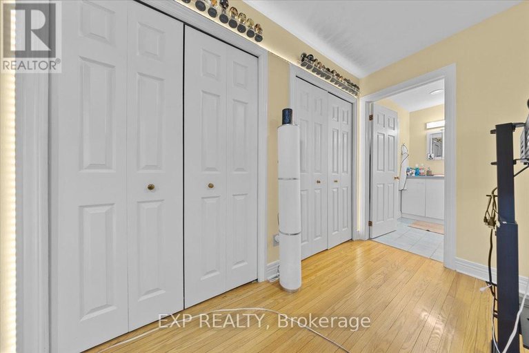 29624617/40-lewis-street/ottawa-centregolden-triangle/ottawa/ontario/K2P0S3_25