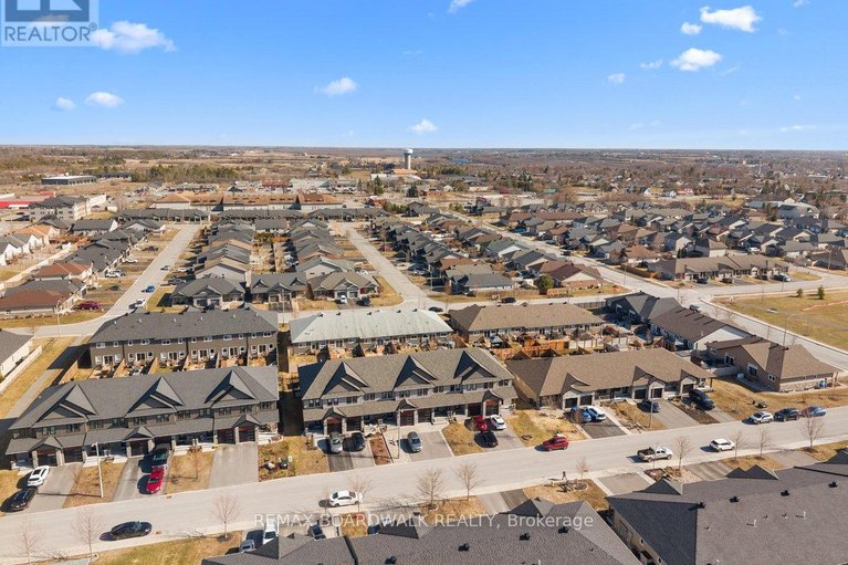 29602214/823-reaume-street/mississippi-mills-ramsay-twp/mississippi-mills/ontario/K0A1A0_28