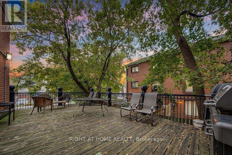 28554309/h-313-st-patrick-street/lower-townbyward-market/ottawa/ontario/K1N5K6_16