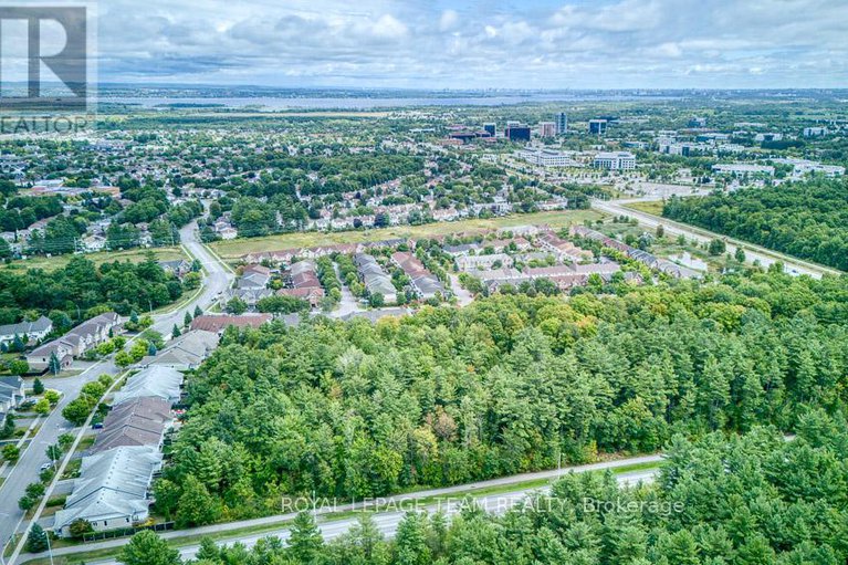 28808574/292-forestbrook-street/morgans-grantsouth-march/ottawa/ontario/K2K0B9_43