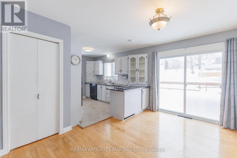 29400104/137-park-avenue/alexandria/north-glengarry/ontario/K0C1A0_9