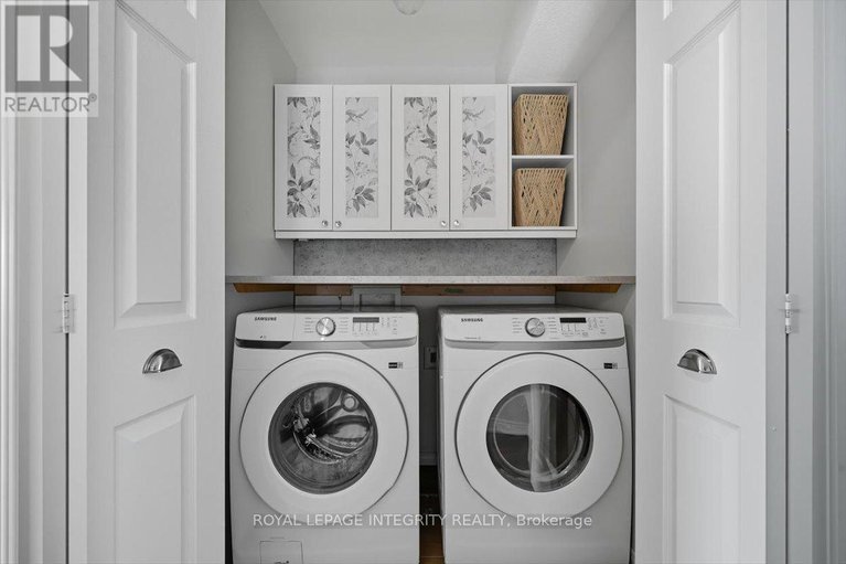 28906811/2018-winsome-terrace/fallingbrookgardenway-south/ottawa/ontario/K4A4Y4_28