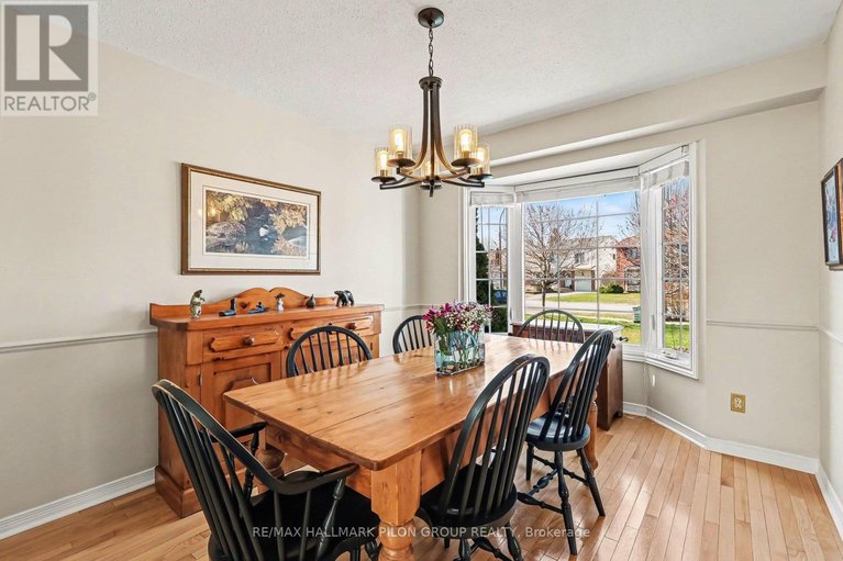 29665271/6321-beausejour-drive/chateauneuf/ottawa/ontario/K1C3J6_5