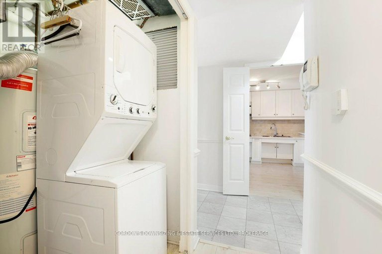 29600796/103-3099-carling-avenue/bayshore/ottawa/ontario/K2H5A6_36