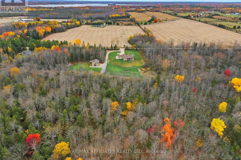 29020613/665-drummond-5b-concession/drummond-n-elmsley-drummond-twp/drummondnorth-elmsley/ontario/K7H3C8_47