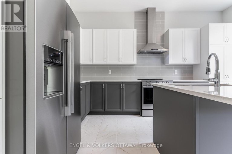 28410364/333-elsie-macgill-walk/morgans-grantsouth-march/ottawa/ontario/K2W0K7_25