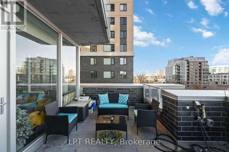 29590861/307-111-champagne-avenue-s/west-centre-town/ottawa/ontario/K1S5V3_32