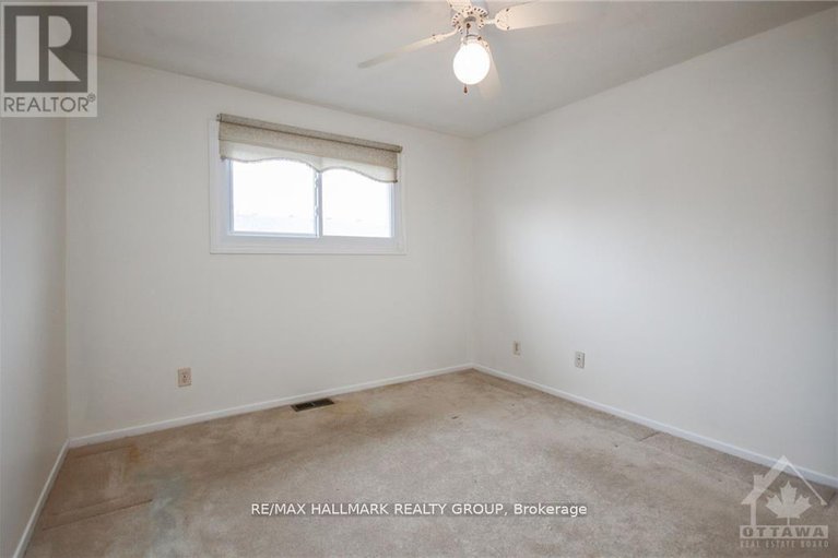 29297521/2088-orient-park-drive/blackburn-hamlet-south/ottawa/ontario/K1B4V9_23