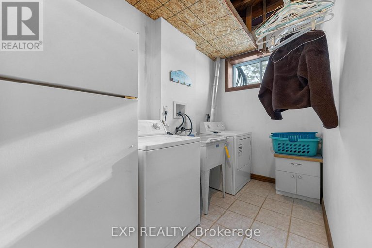 29432292/260-tasse-avenue/renfrew/renfrew/ontario/K7V3W7_38