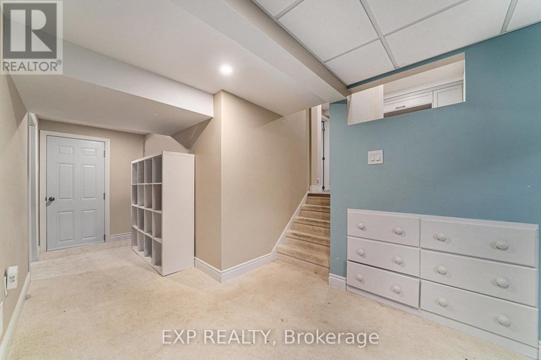 28995464/756-fairdale-avenue/elmvale-acres/ottawa/ontario/K1G1X7_30