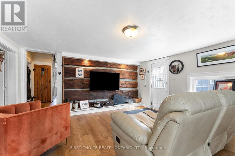 28543961/8-campbell-reid-court/rural-kanata-central/ottawa/ontario/K2K1X7_11