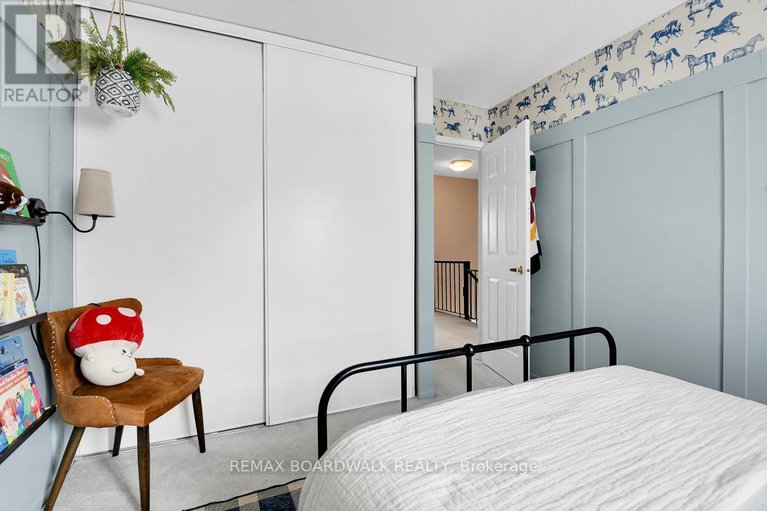 29327134/3-104-cheltenham-private/hunt-club-woods/ottawa/ontario/K1V0L6_26