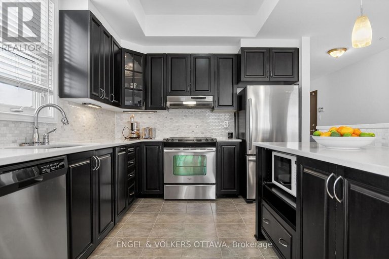 29654518/401-399-bayrose-drive-w/strandherd/ottawa/ontario/K2J5W3_11