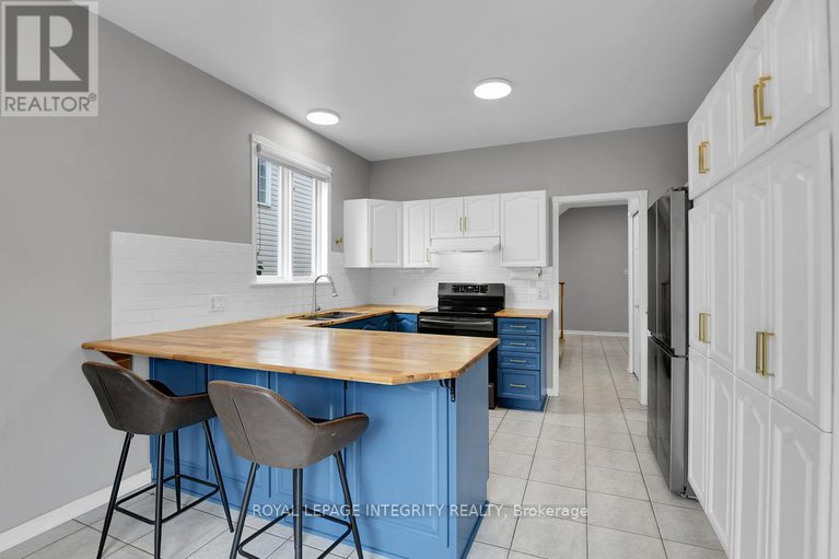 28785274/1036-rocky-harbour-crescent/riverside-southgloucester-glen/ottawa/ontario/K1V1V2_10