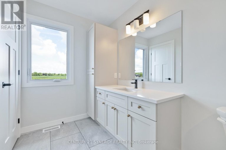 28644848/17-helen-street/north-stormont-finch-twp/north-stormont/ontario/K0A1R0_33