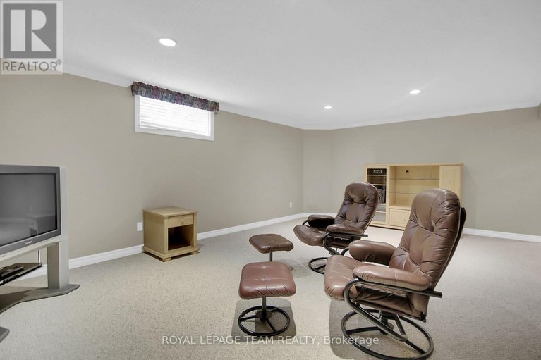 28641849/35-fieldcrest-avenue/longfields/ottawa/ontario/K2J4Y8_31