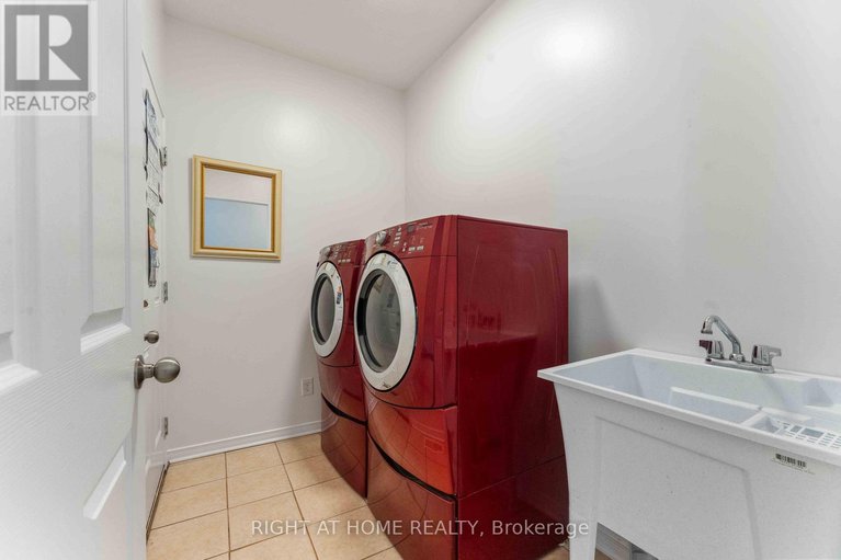 29043012/316-maxwell-bridge-road/morgans-grantsouth-march/ottawa/ontario/K2W0A5_11